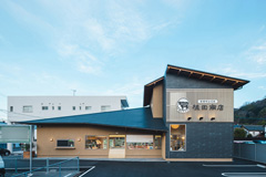 植田商店本店 外観